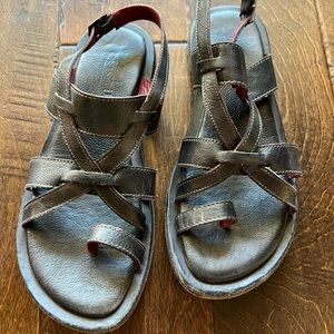 BedStu Black Rustic Manti Leather Sandal